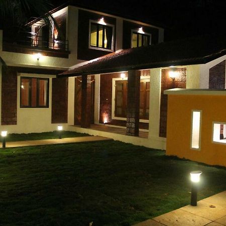 Nivaant Holidays Alibag Hotel Exterior photo